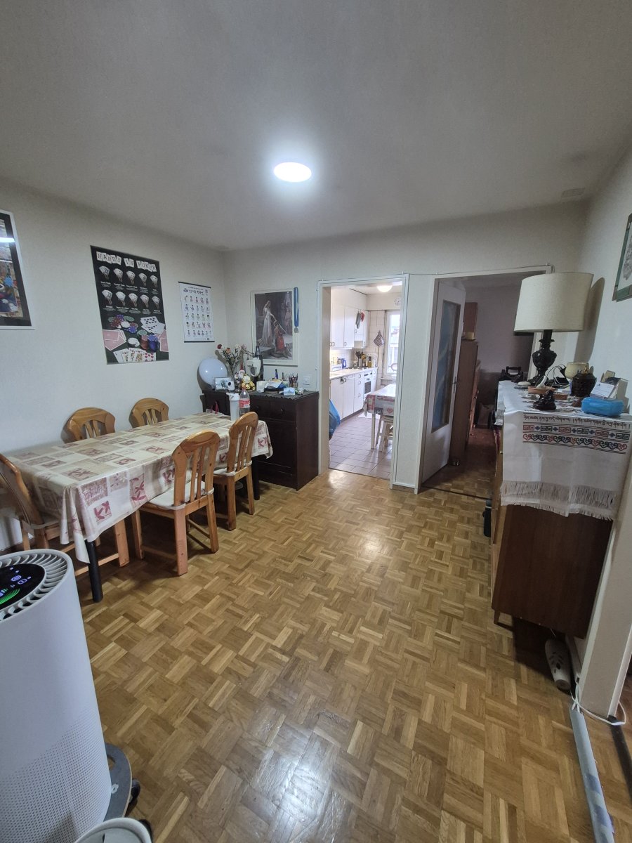 Hall 02